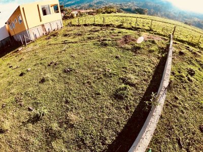 CÓD. V048 - Terreno em Costa Macacu - Garopaba