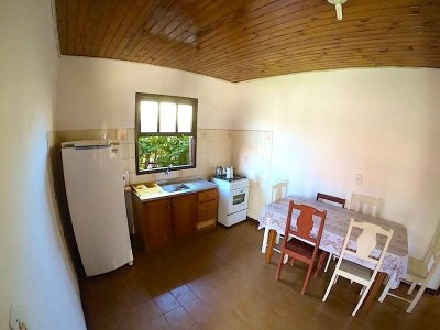 CÓD. V044 - Casa em Praia da Ferrugem - Garopaba